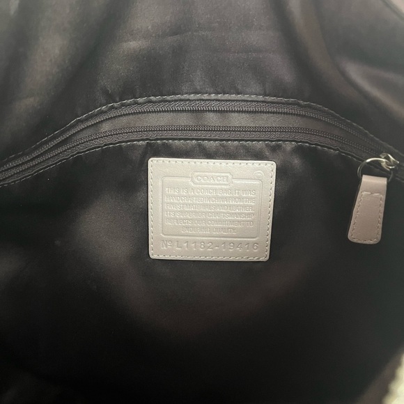 COACH Kristin Python Embossed Hobo in pale pink L1182-19416 - Picture 3 of 8